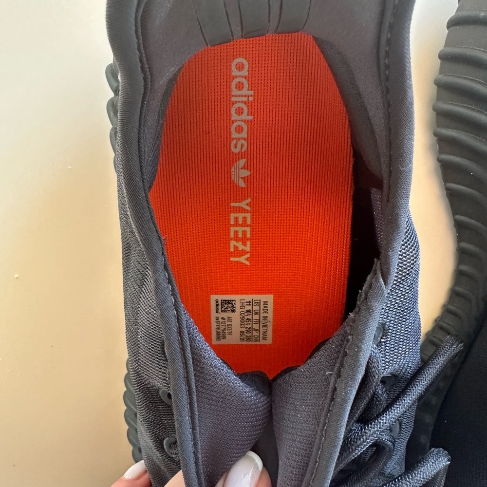 Yeezy 350 Boost - Picture 14 of 15
